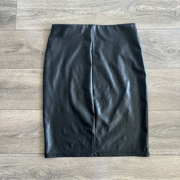 Aritzia Ten by Babaton Glow Vegan Leather Skirt - Picture 3 of 9